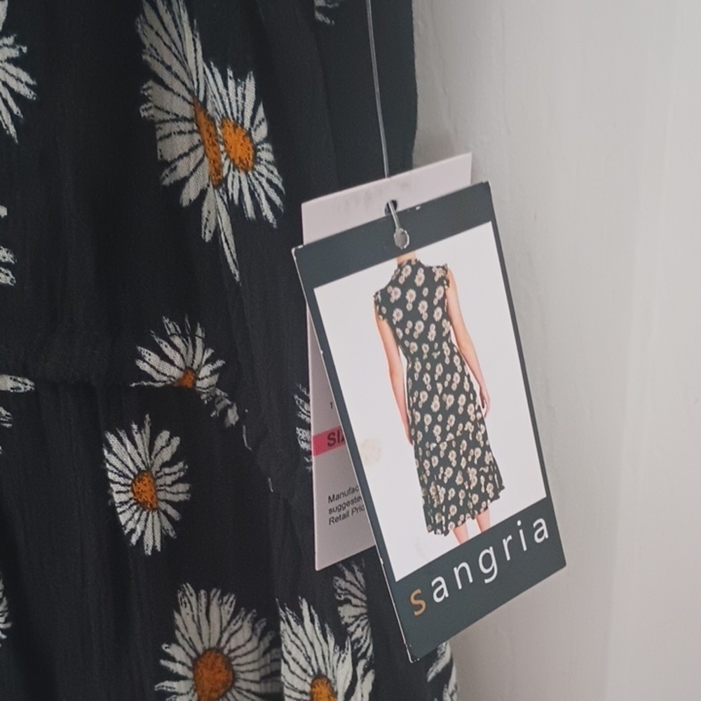 Signature by Sangria Black Daisy Print Maxi Dress - Picture 7 of 9